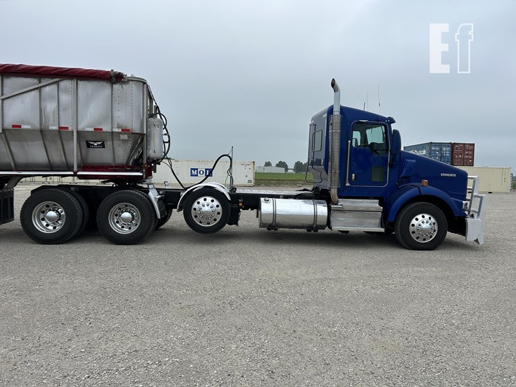 2019-kenworth-t800-image-8