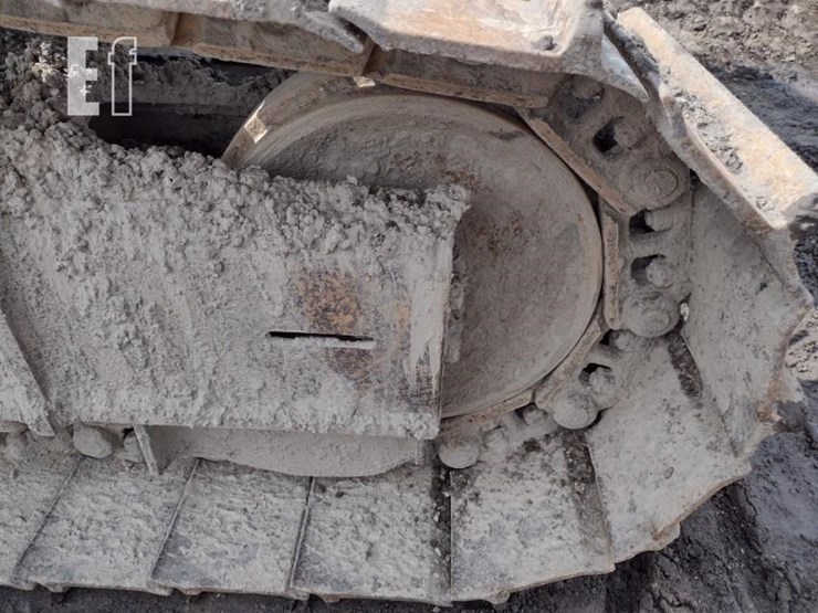 2011-kobelco-sk210-image-37