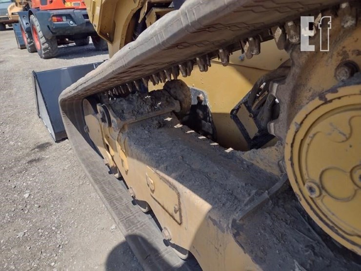 2020-caterpillar-299d3-xe-image-31