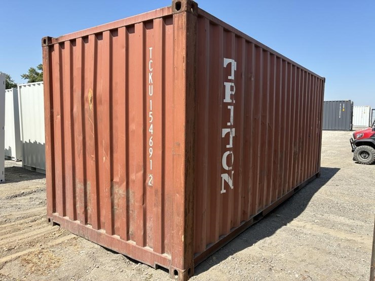 20'-shipping-container-image-3