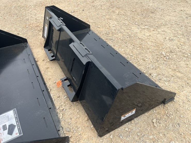 wolverine-78"-ss-track-bucket-image-2