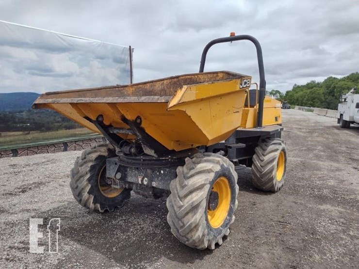 2017-jcb-6tst-image-27