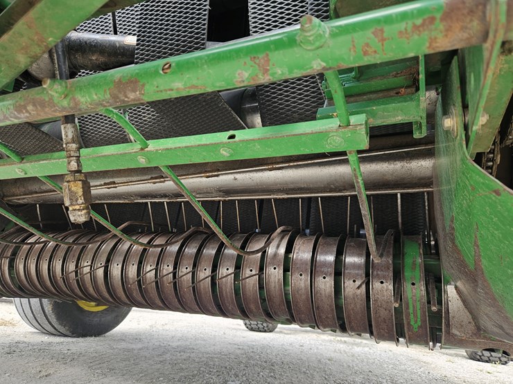 1997-john-deere-566-image-5