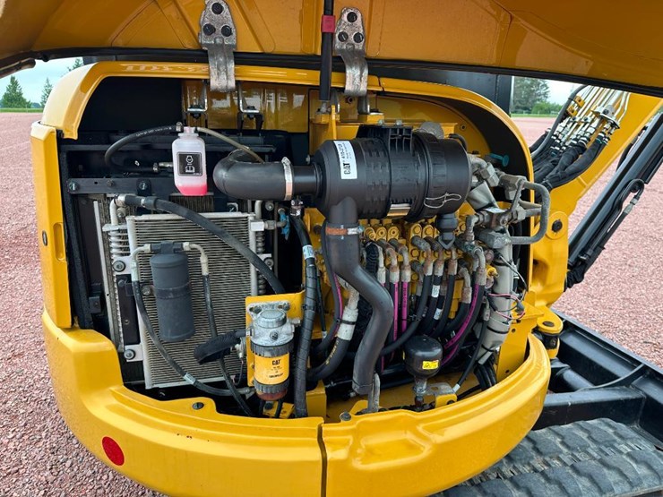 2019-caterpillar-303.5e2-cr-image-48