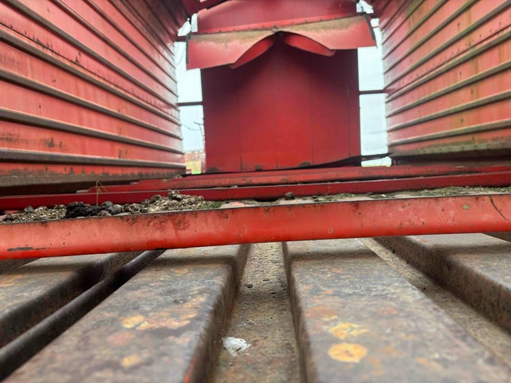 hesston-30-image-9