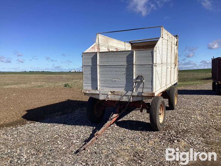 westendorf-m-10-silage-wagon-image-1