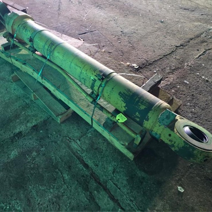 JOHN DEERE 245