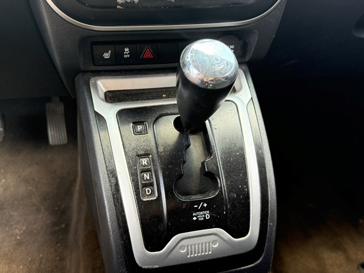 2016-jeep-compass-image-31
