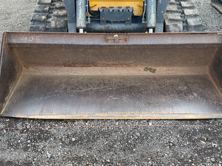 deere-331g-image-4