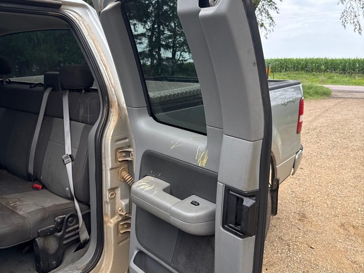 2006-ford-f150-xlt-image-31