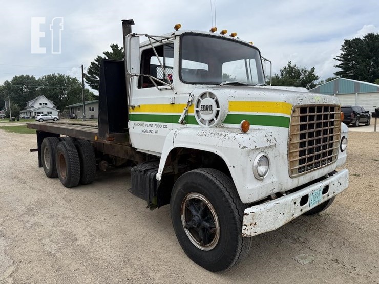 1972-ford-l9000-image-3