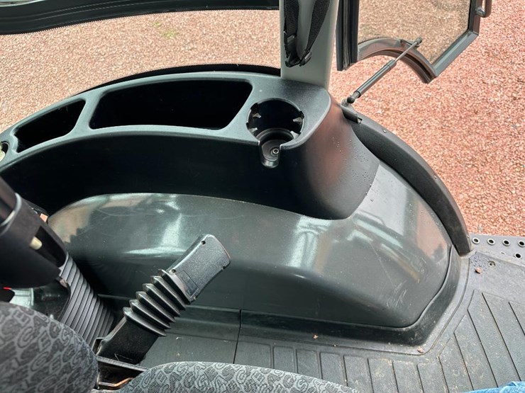 2019-case-580sn-image-66