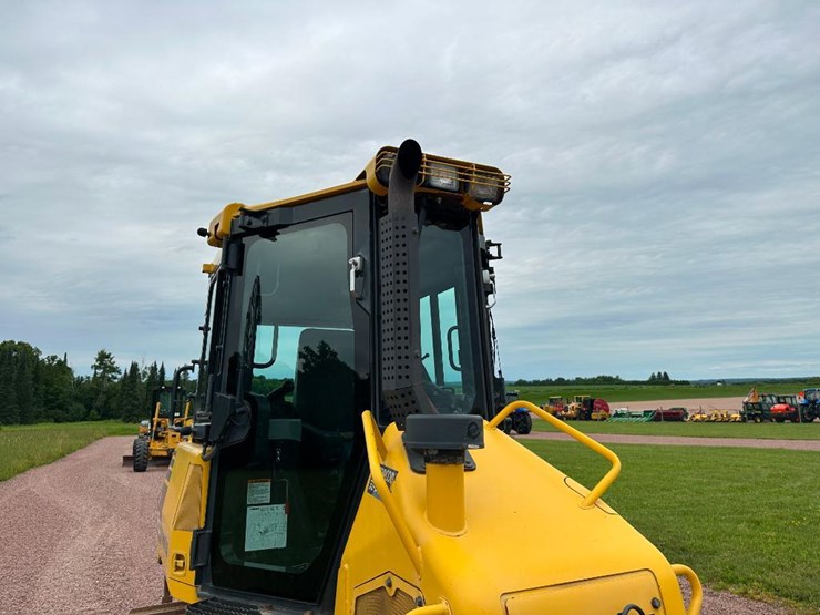 2013-komatsu-d37ex-22-image-31