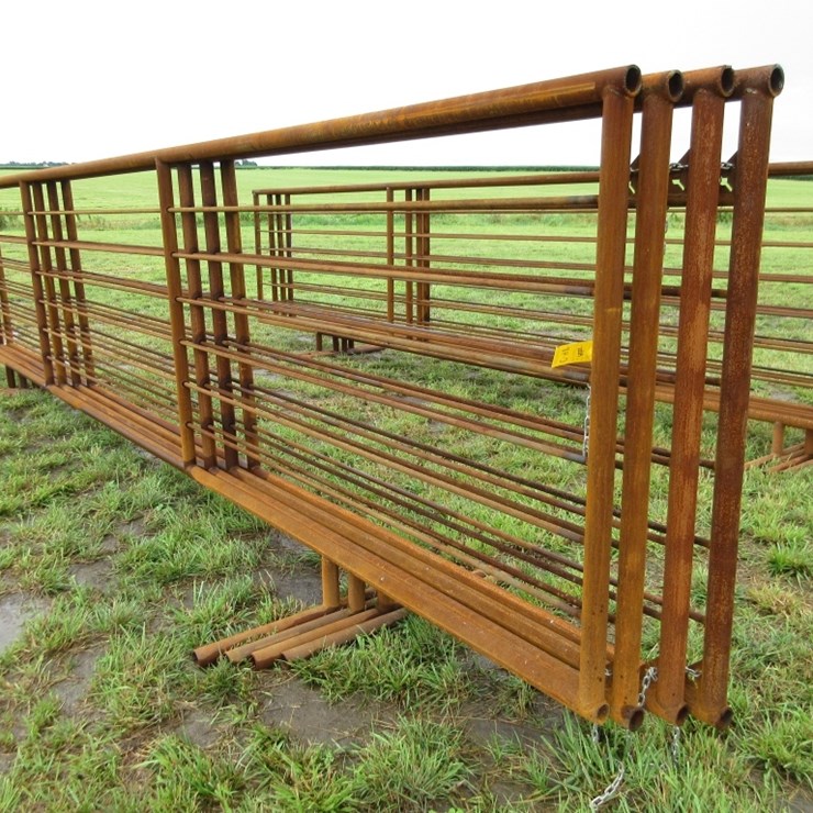 (4) Texas Built 25' Stand Alone Panels