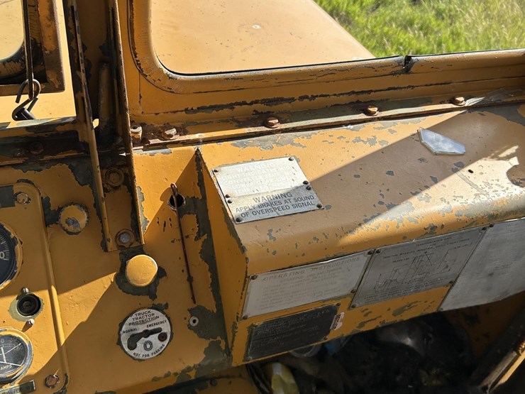 cummins-855-image-26