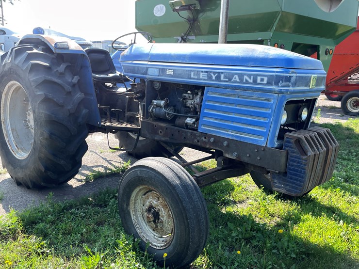 leyland-384-image-3