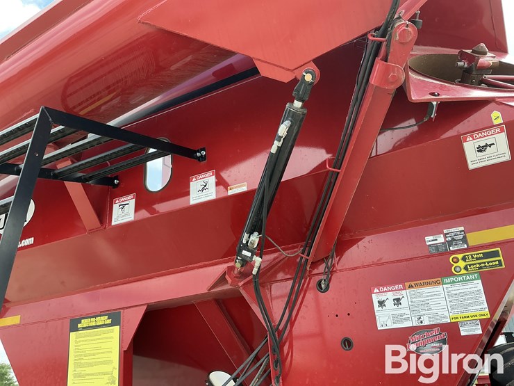 2021-j&m-1151-grain-cart-image-19