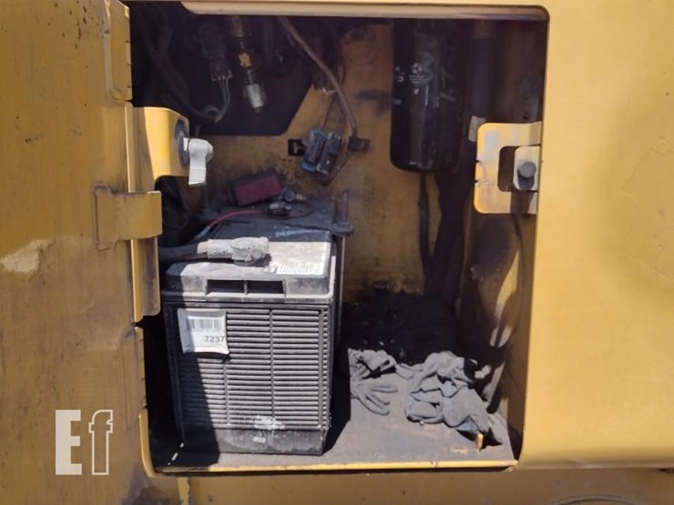 2007-deere-450j-lgp-image-40