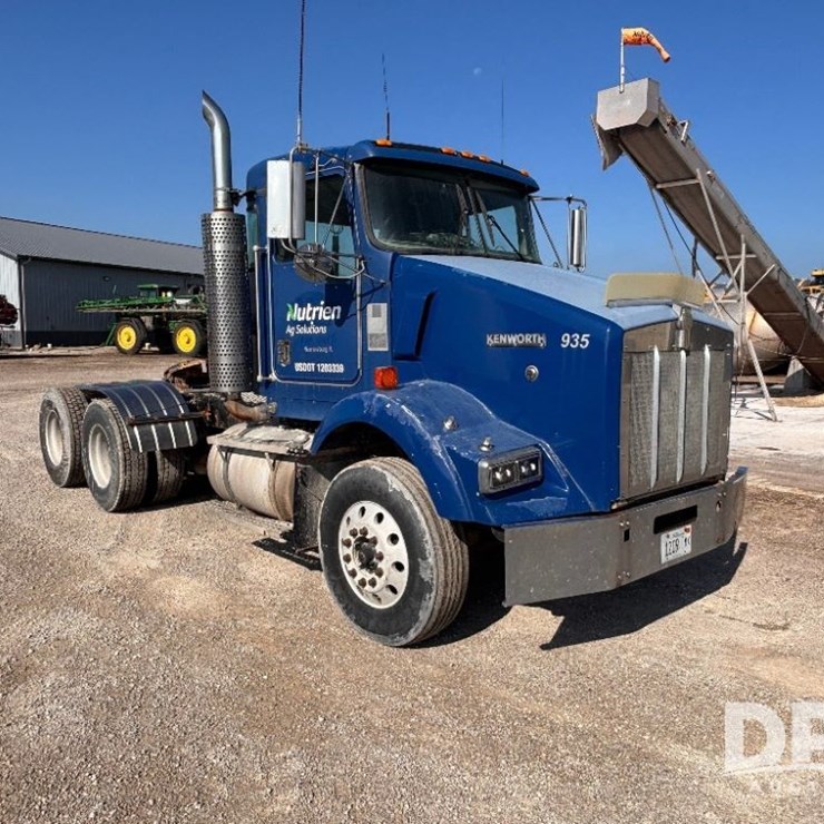 2000 KENWORTH T800