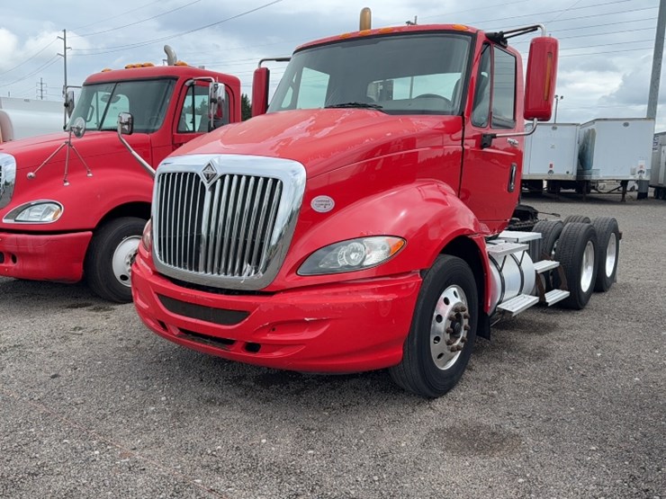 2008-international-prostar-image-1