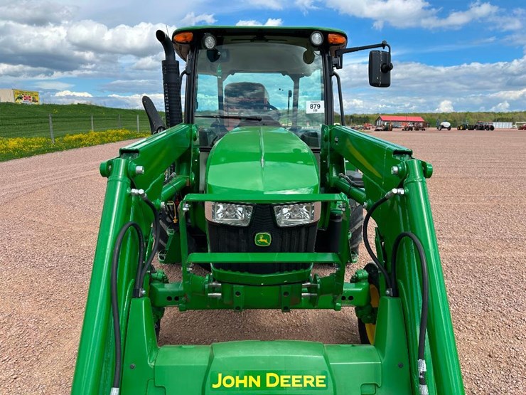 2020-john-deere-5075e-image-35