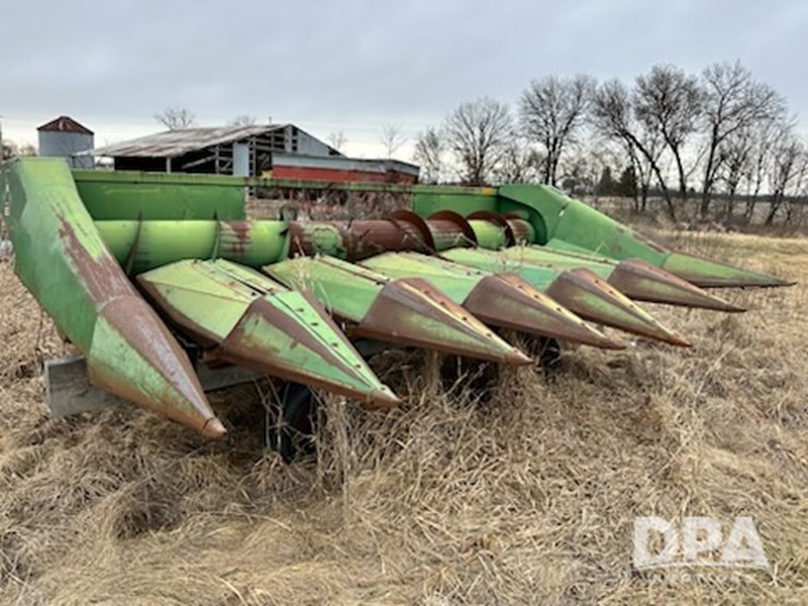john-deere-653-image-1