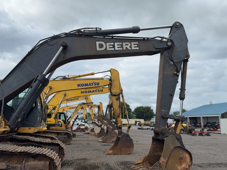 deere-350d-lc-image-4