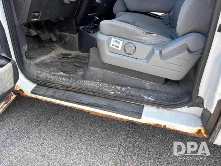 2011-ford-f150-image-51
