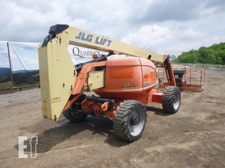 2013-jlg-600aj-image-28