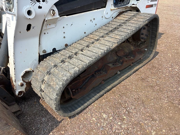 2016-bobcat-t750-image-26