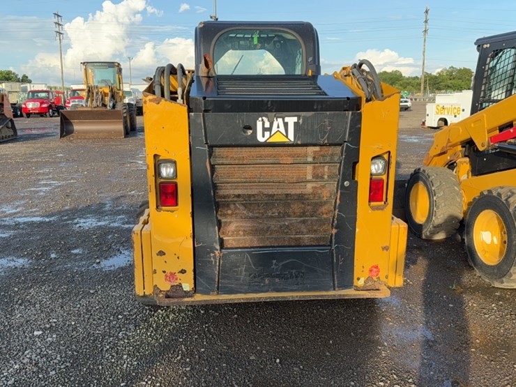 caterpillar-246d-image-9