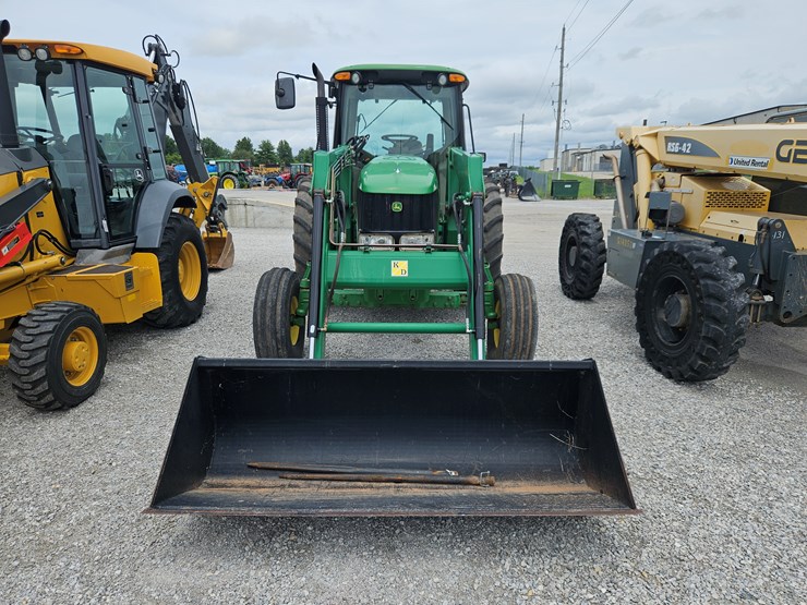 2010-john-deere-7130-image-2