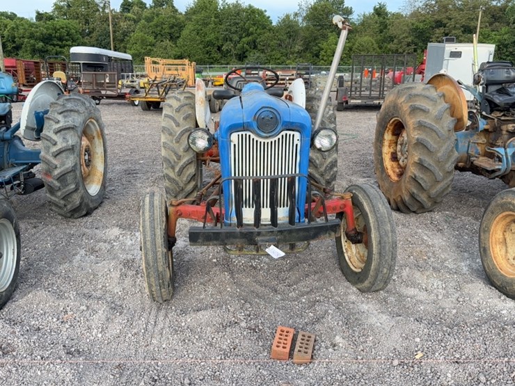 ford-601-workmaster-image-2