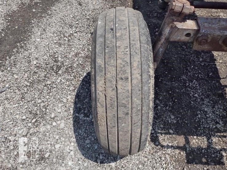 massey-ferguson-180-image-12