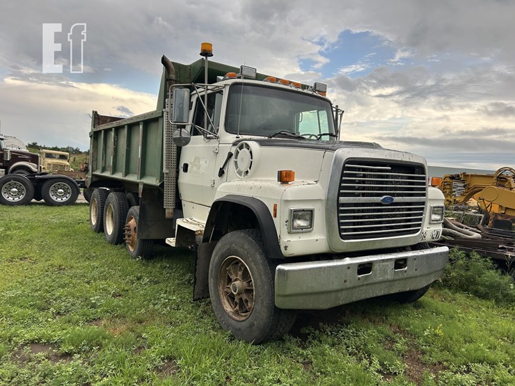 1997-ford-lt8000-image-7