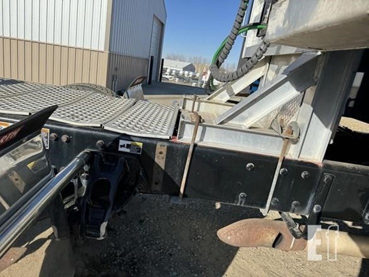 2018-kenworth-t680-image-34