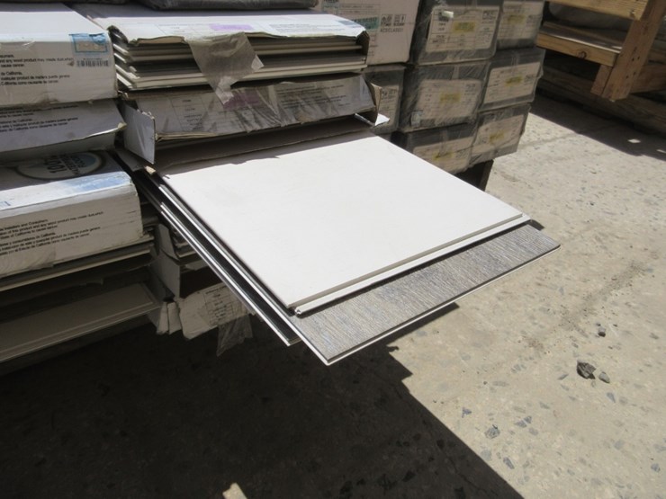 lot-of-misc-brand/size-flooring-planks-image-8