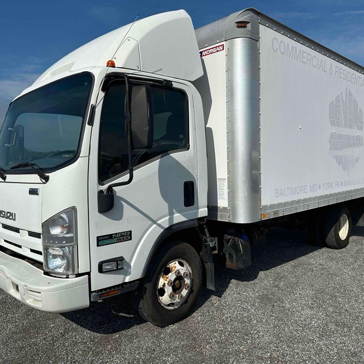 2013 ISUZU NPR ECO MAX
