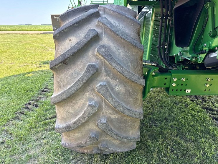 2021-john-deere-s770-image-54