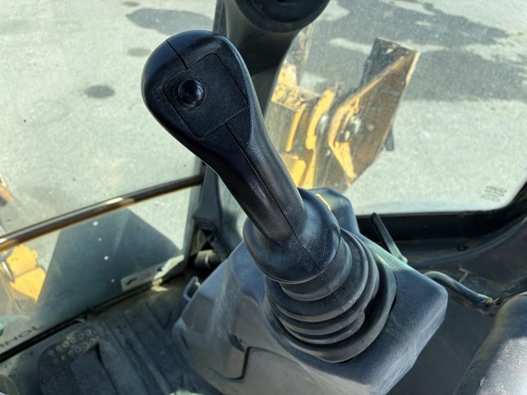 2020-john-deere-2020-image-29