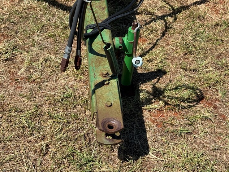 john-deere-8300-image-3