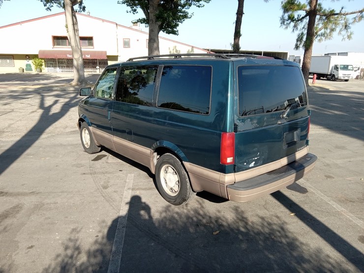 chevrolet-astro-image-4