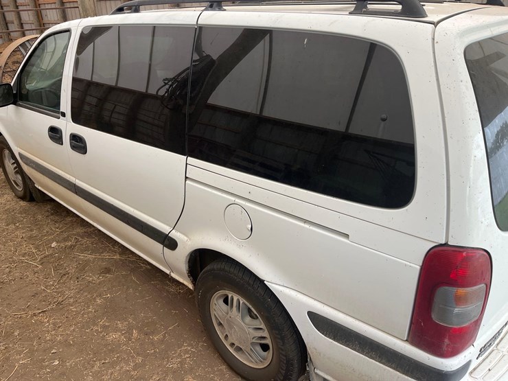 2000-chevrolet-venture-image-7