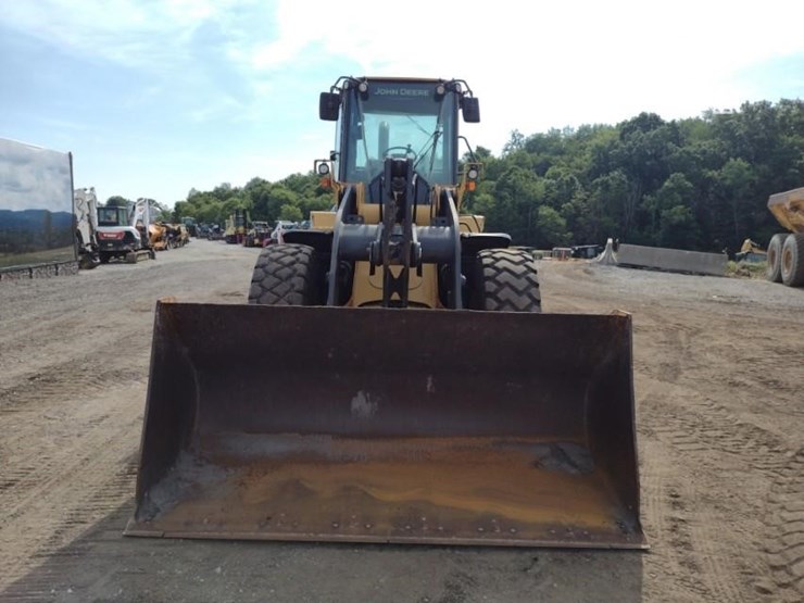 2025-deere-544kii-image-2