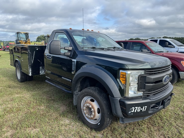 2017-ford-f450-xl-image-4