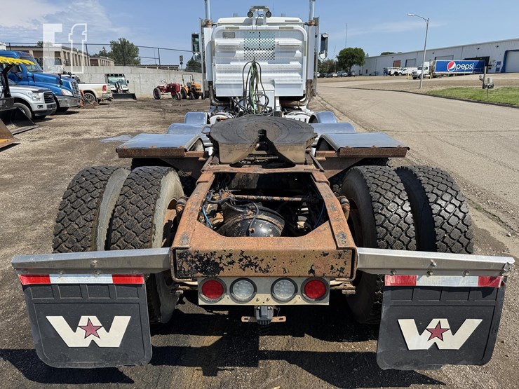 2012-western-star-4900-image-24
