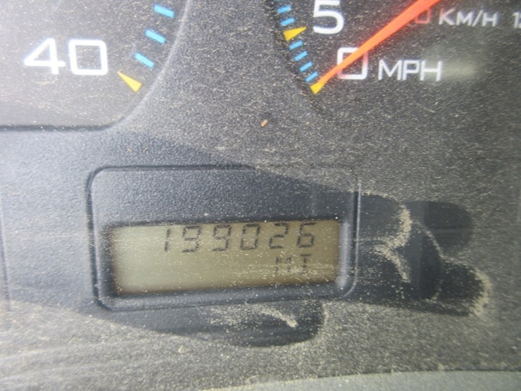 2003-international-7400-image-20
