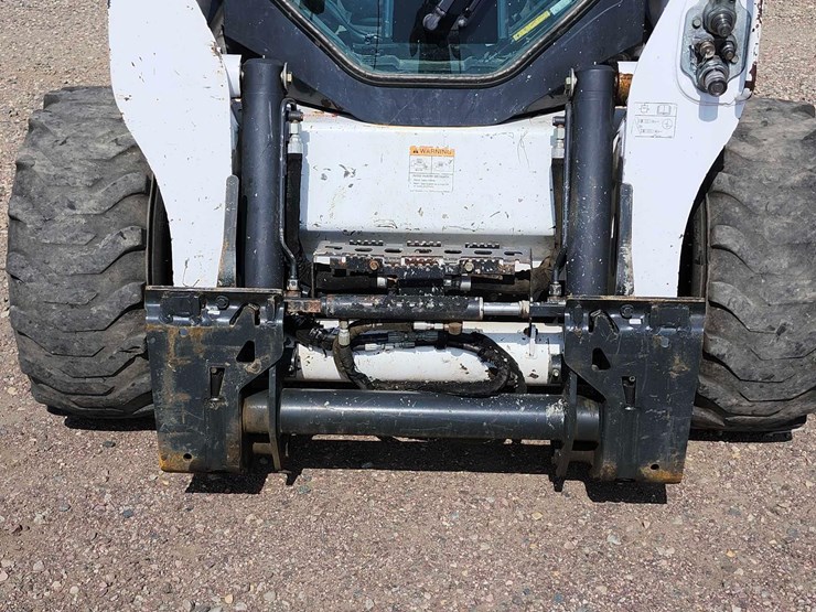 2016-bobcat-s650-image-7
