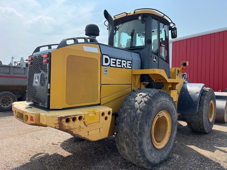 john-deere-644-image-7