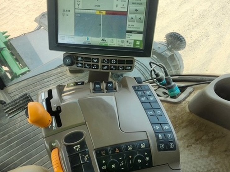 2018-john-deere-f4365-image-10
